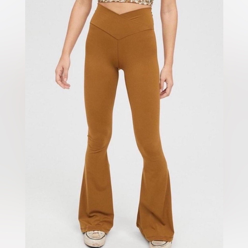 Aerie Crossover Flare Leggings - Chestnut